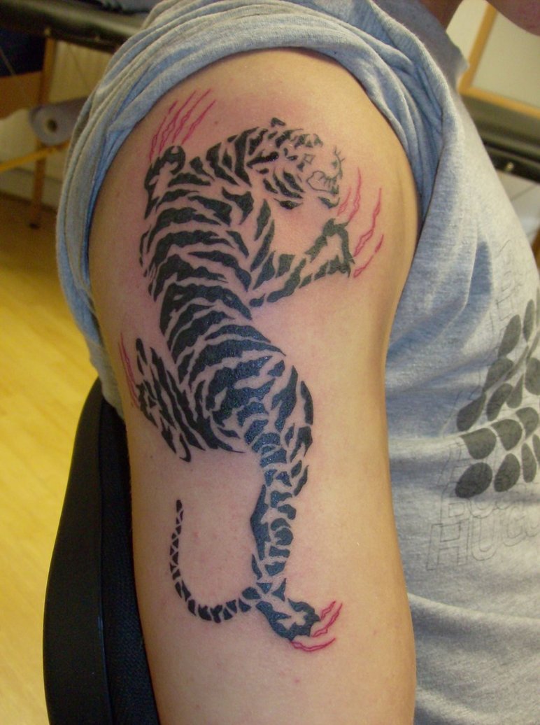 Jozzy's tiger tattoo : r/Inkmaster